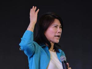 红魔电竞手机5升级，性能突破引关注