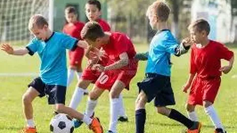 激战84分钟逆袭！沃特金斯头球绝杀，维拉2-1力克切尔西，逆转战局！